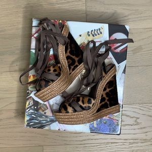 Authentic Christian Louboutin - Isabelle 140